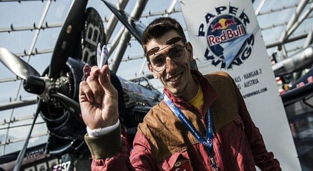 Red Bull Paper Wings ile ‘Kâğıt uçak pilotları’ yurdun dört bir köşesinde hünerlerini sergileyecek