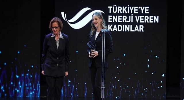 ”Türkiye’ye Enerji Veren Kadınlar” ’İş Dünyası’ ödülüne Kübra Kalyoncu Şeherli layık görüldü