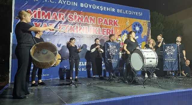 Aydın Büyükşehir Belediyesi’nden Mimar Sinan Parkı’nda müzik resitali