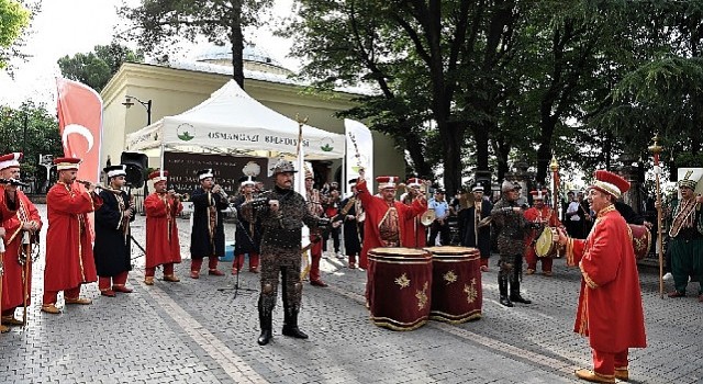 Şehit padişah Bursa’daki kabri başında anıldı