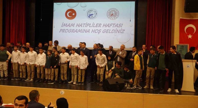 Erciş’te İmam Hatipler Haftası programı yapıldı