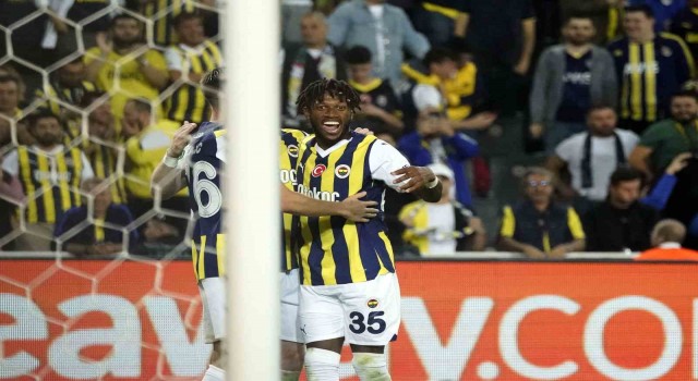 Michy Batshuayi, Konferans Ligi’nde 4. golünü attı