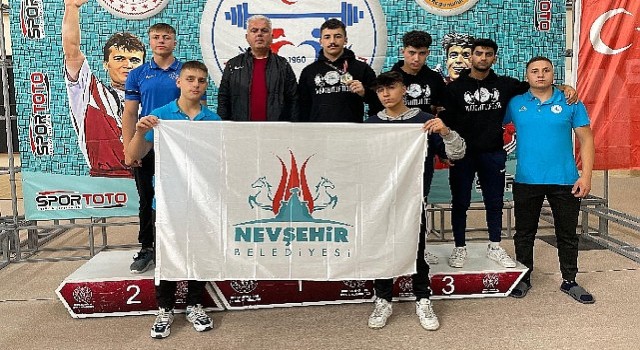 Nevşehir Belediyeli milli sporcu Yaşar Karaca Türkiye Şampiyonu