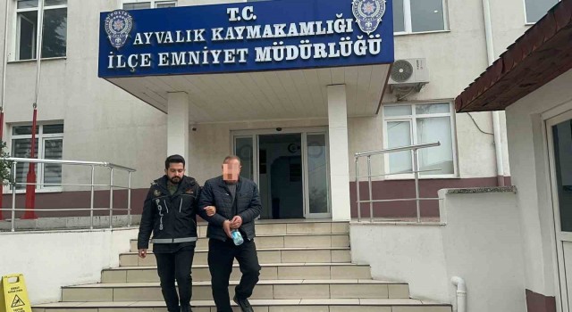 Ayvalık polisinden uyuşturucuya geçit yok: 1013 adet uyuşturucu hap ele geçirildi