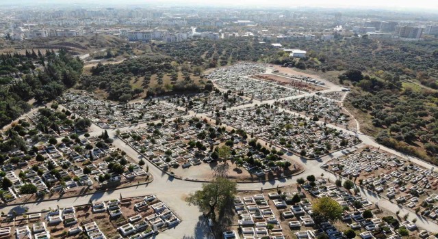 Efeler Belediyesi, Kemer Mezarlığı’nda yer kalmadığını açıkladı