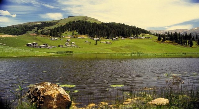 Kuruyan Gölyanı Obası’na su bağlandı