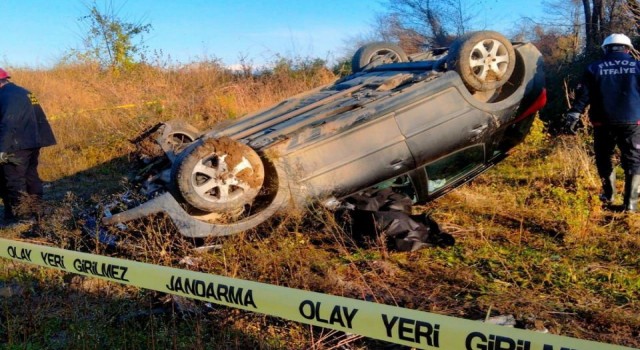 Otomobiliyle takla atan sürücü hayatını kaybetti