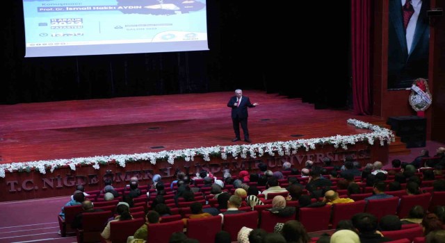 Prof. Dr. Aydın: ”Beyin, sonsuz kapasiteye sahip bir bilgisayar niteliği taşıyor”