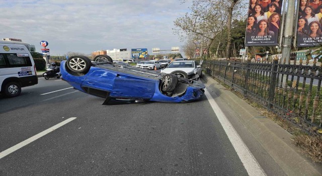 Sarıyer’de kaza yapan otomobil takla atan atıp ters döndü