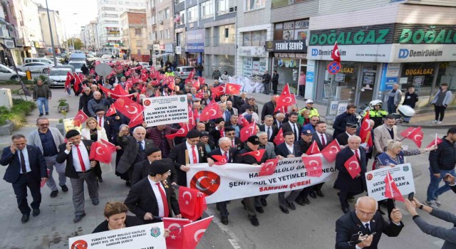 Şehit yakınları ve gazilerden ’şehitlere saygı yürüyüşü’