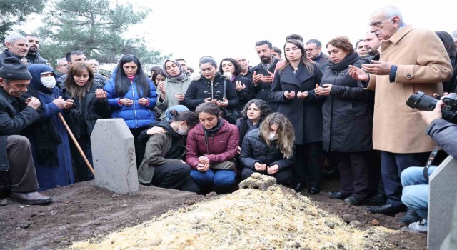 Selahattin Demirtaş’ın babası son yolculuğuna uğurlandı