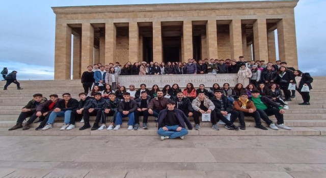 Tomarzalı öğrenciler Anıtkabir’i ziyaret etti