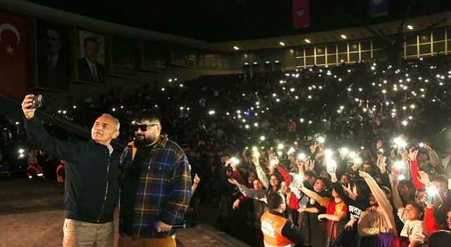 Başkan Çebi’den gençlere : Hayallerinizden vazgeçmeyin