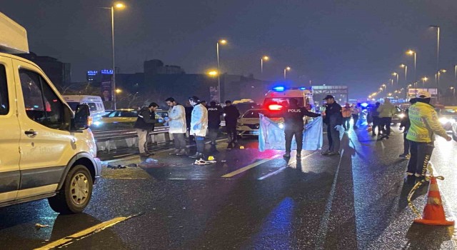 Şişli’de feci kaza: Bariyerlere çarpan motosiklet sürücüsü hayatını kaybetti