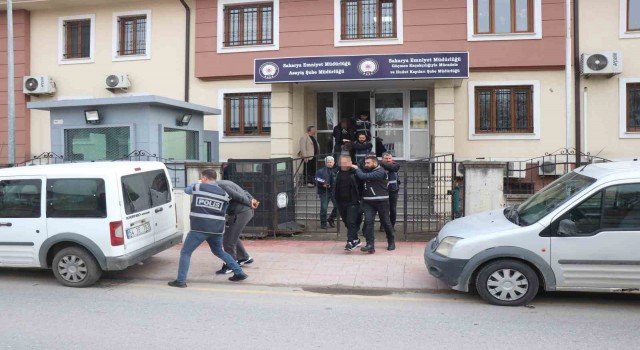 Aracının önünde bıçaklanarak öldürülmüştü: Tutuklananların sayısı 2’ye yükseldi