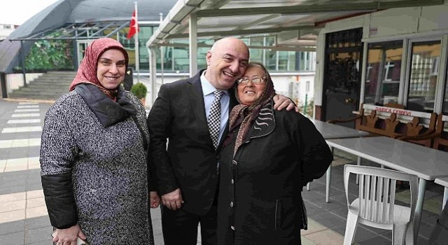 Başkan Bıyık, Cemevi’nde canların Kadınlar Gününü kutladı