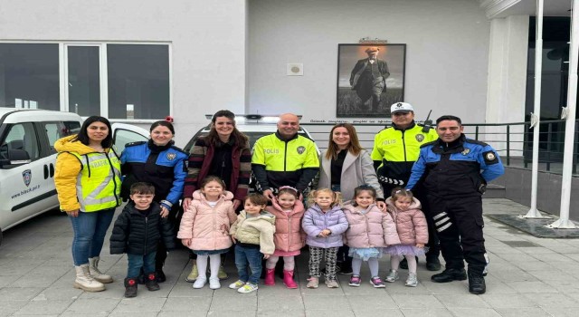 Bilecik’te minik öğrencilere polislik mesleği tanıtıldı