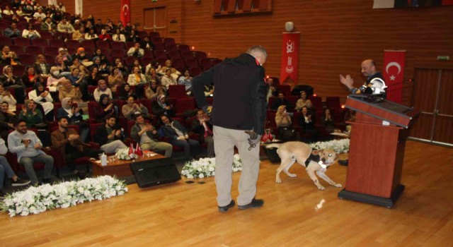 ’Narko Gençlik’ Projesi ile üniversiteli gençler bilgilendirildi