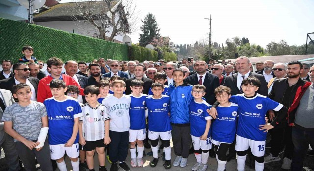 Tuzla Belediyesi Sahil Spor Tesisi’ni hizmete açtı