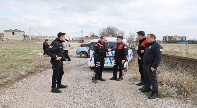 Uyuşturucudan aranan şahıs polisle yaşanan kovalamacada yakalandı