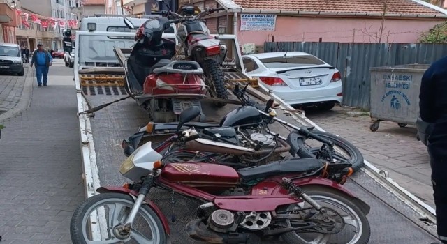 Babaeski’de trafik denetimi: 6 motosiklet trafikten men edildi