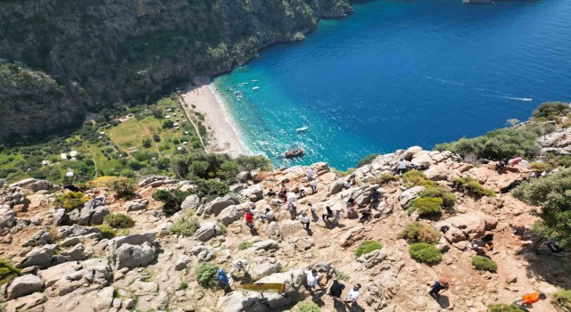 Kelebekler Vadisi’nde tehlikeli seyir: Tehlike bir kaç adım ötede