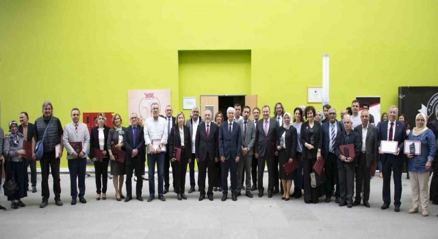 Eskişehir Teknik Üniversitesi’nde Emeklilik Töreni gerçekleştirildi