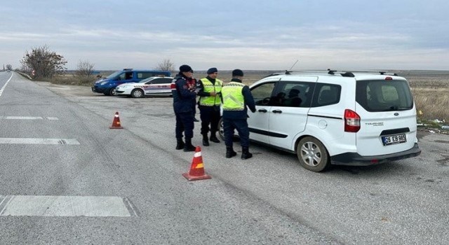 Jandarma ekiplerinin trafik denetimde 7 milyon TL ceza yazıldı