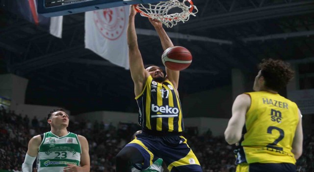 Türkiye Sigorta Basketbol Süper Ligi: Bursaspor: 112 - Fenerbahçe: 116