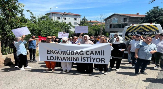 Beykoz’da mahalle sakinlerinden ‘Süleymancılar cami lojmanına çöktü’ iddiası