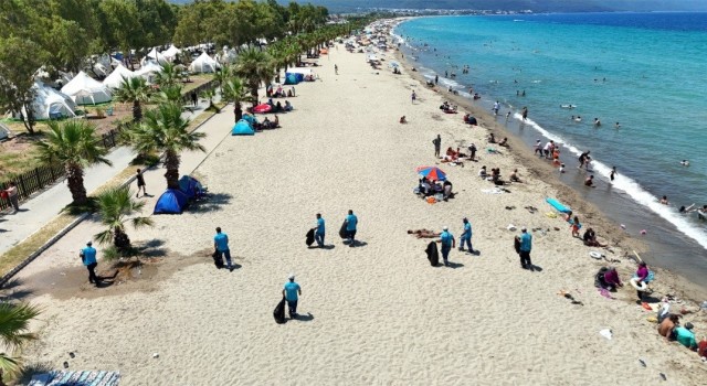 Kuşadası’nda Kurban Bayramı tatilinin ilk 5 gününde 1645 ton çöp toplandı