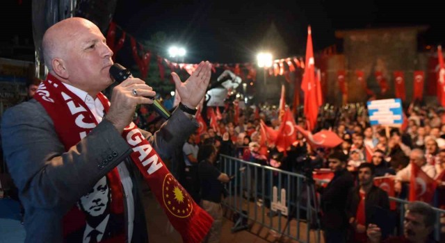 Erzurum Büyükşehir Belediye Başkanı Sekmen’den 15 Temmuz mesajı