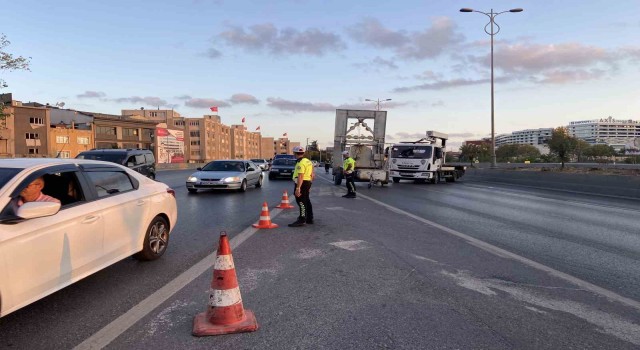 Vatan Caddesi prova nedeniyle trafiğe kapandı