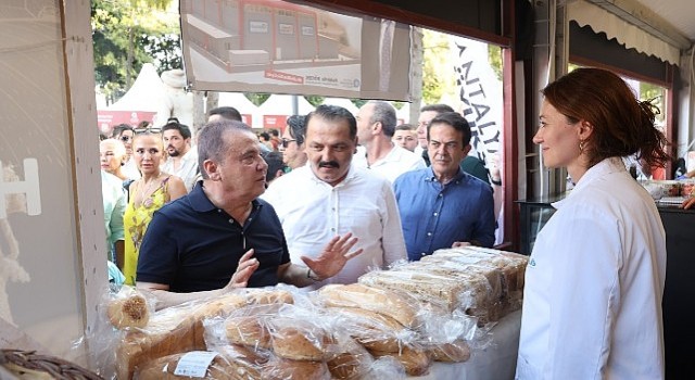 Antalya Foodfest’te lezzet şöleni yaşanıyor