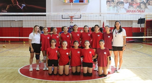 Bayraklı’da 9 Eylül voleybol turnuvası