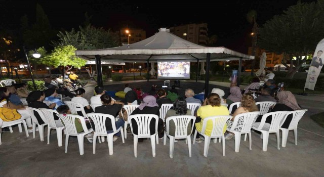 Engelsiz Yaşam Parkı’nda sinema keyfi