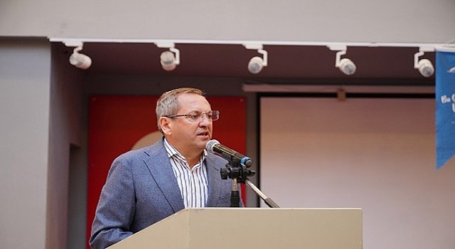 Ayvalık Belediye Başkanı Ergin, Mahalleevleri Çatısı Altındaki Kadınlarla Buluştu