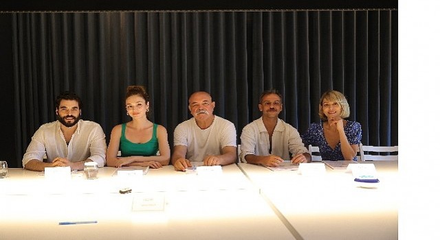 'Veliaht' Dizisi Oyuncuları Okuma Provasında Bir Araya Geldi!