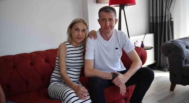 En yakın arkadaşı annesine umut oldu