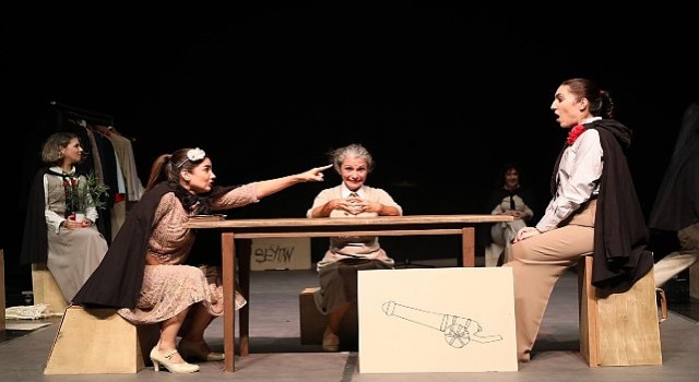 Şehir Tiyatroları “Yaftalı Tabut” Oyunuyle Maltepe Tiyatro Festivali’nde