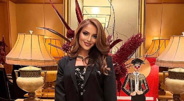 Melisa Özmen Divan Otel’deki yardım gecesinde büyük alkış aldı