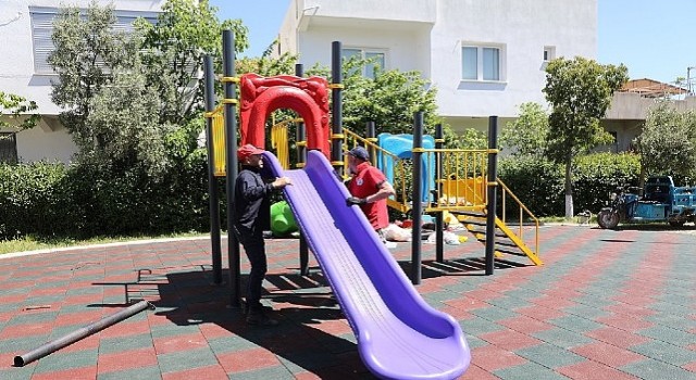 Menderes’te Parklar Yenileniyor