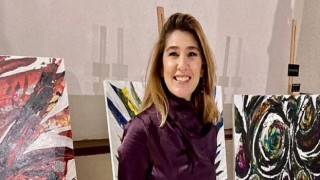 Ressam Dilek Uzunoğlu Örs’ün yeni eserleri “Divine” karma sergisinde!