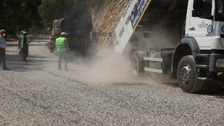 Kırsal Mahallelerde Yollar Yenileniyor