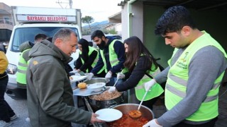 Başkan Sandal, depremzedelerle iftarda buluştu