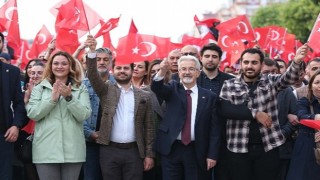 19 Mayıs’ta binlerce kişi İkinci Yüzyıl’a yürüdü