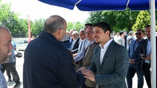 Cuma Buluşmaları kapsamında Yazır Mahallesi Yenikent Zeki Altındağ Camii’nde vatandaşlarla bir araya geldi