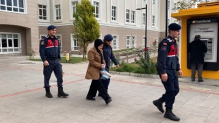 Burdur’da kocasını av tüfeği ile öldüren kadının yargılanmasına başlandı