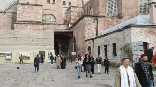 Yılın son gününde Ayasofya’ya ziyaretçi akını