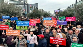 CHP’den yeniden aday gösterilmeyen Esenyurt Belediye Başkanı Bozkurt’a vatandaşlardan destek